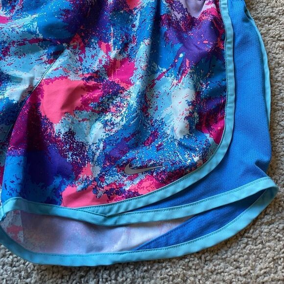 Nike Dri-Fit Splatter Print Athletic Shorts - Picture 2 of 3